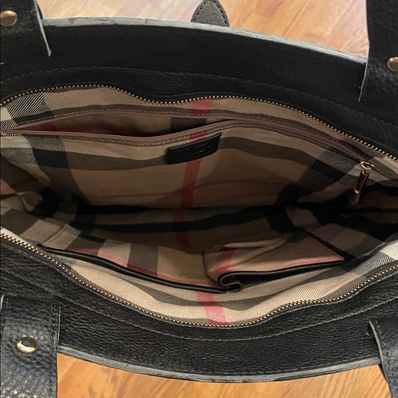 Burberry Black Tote with Embossed Equestrian Crest - Picture 4 of 7